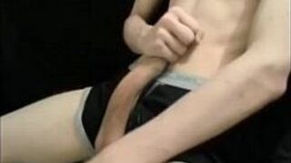 twink showing his big bulge - porn video